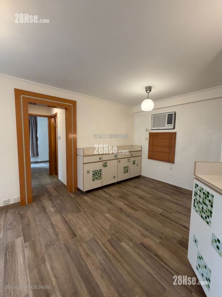 Laguna City Rental 2 Bedrooms , 1 Bathroom 517 ft²