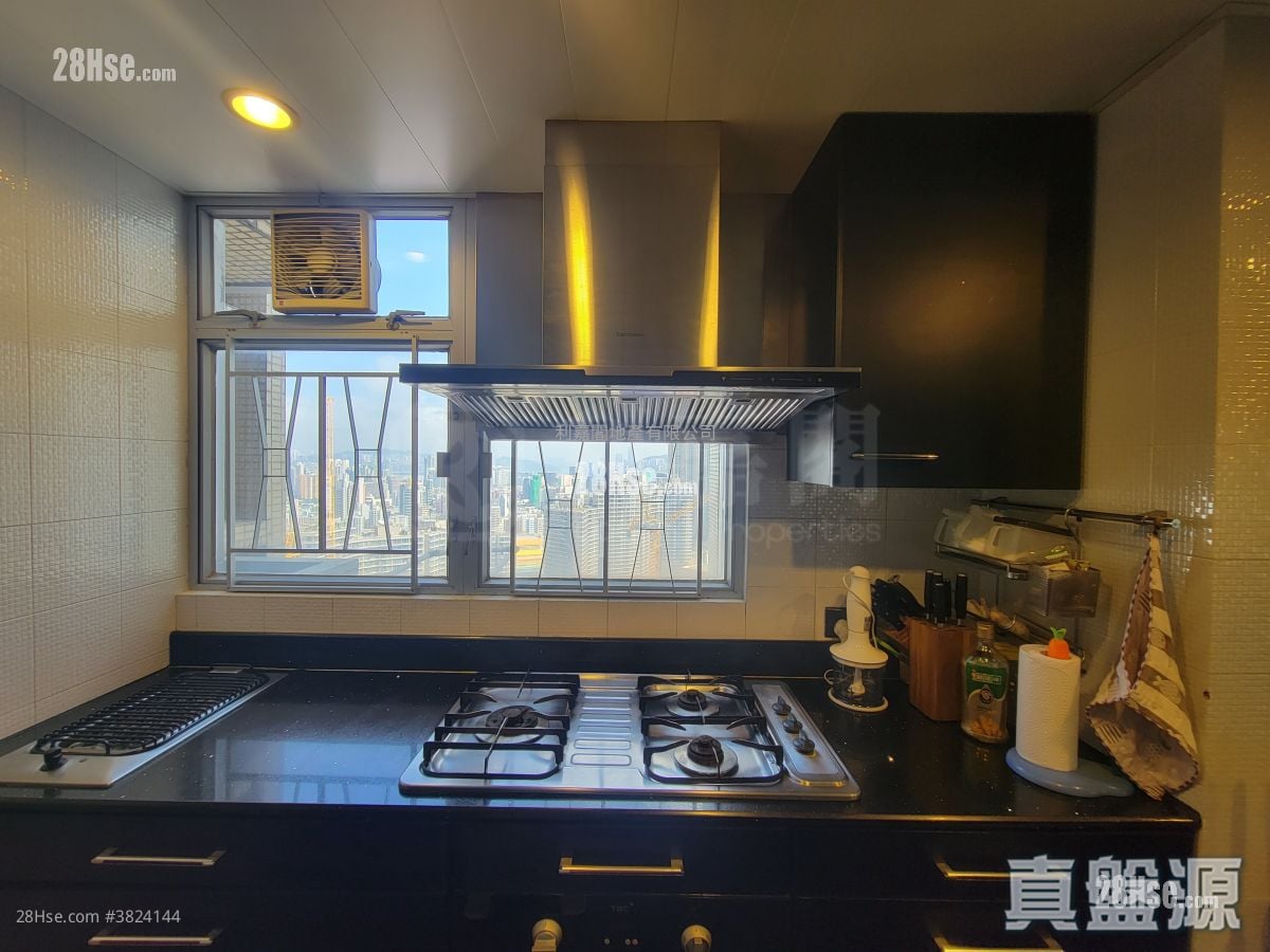 漾日居 售盤 4 房 , 4 浴室 1,580 平方呎