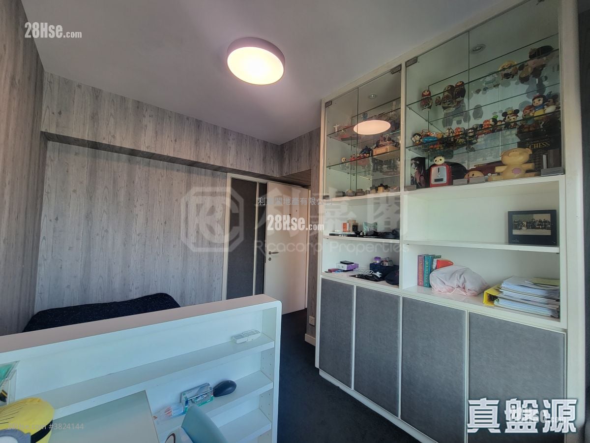 漾日居 售盤 4 房 , 4 浴室 1,580 平方呎