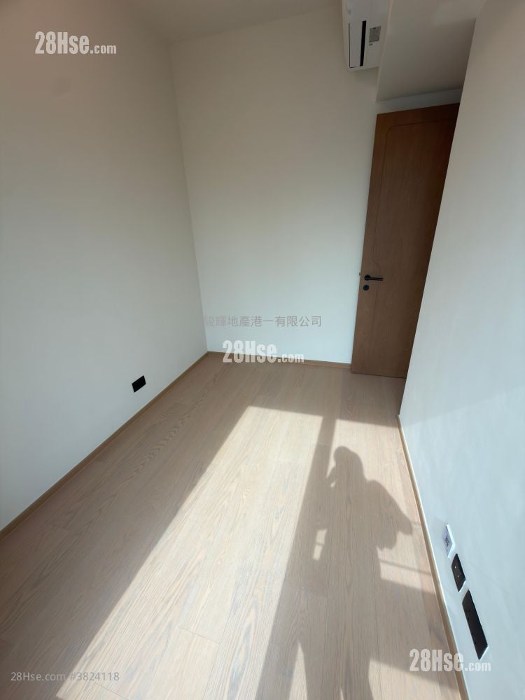 Topside Residence Rental 2 Bedrooms , 1 Bathroom 423 ft²