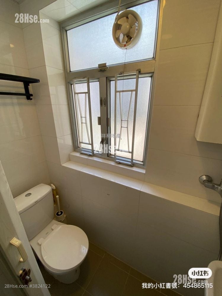 Mei Sun Lau Rental 251 ft²