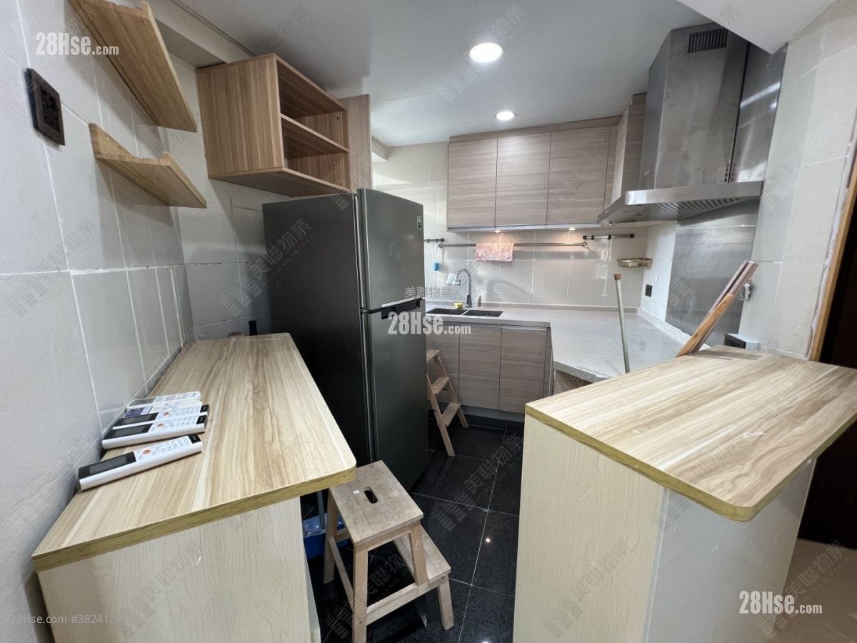 廚房: 爵士花園 售盤 3 房 , 2 浴室 791 平方呎