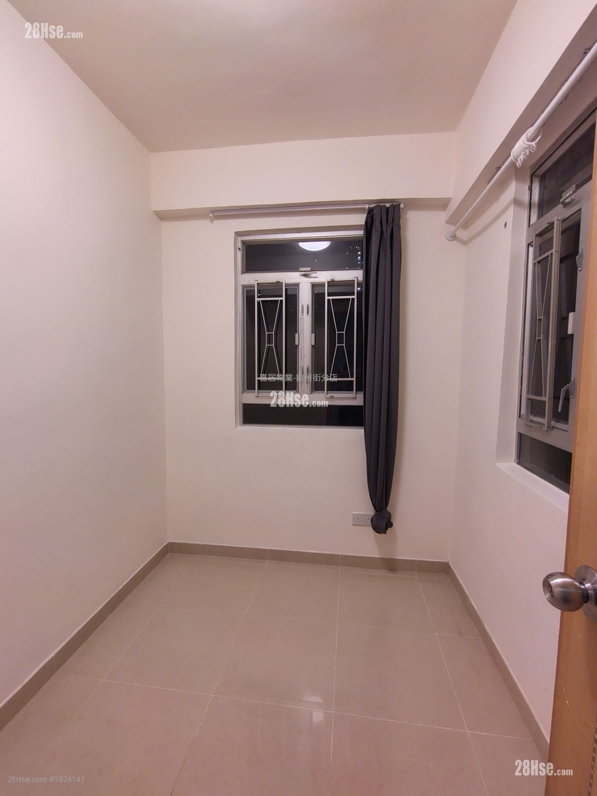 康寧大廈 售盤 2 房 , 1 浴室 330 平方呎