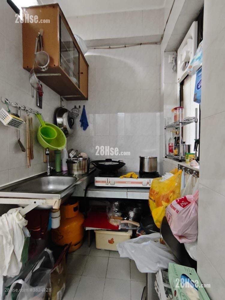 再發大廈 售盤 2 房 , 1 浴室 338 平方呎