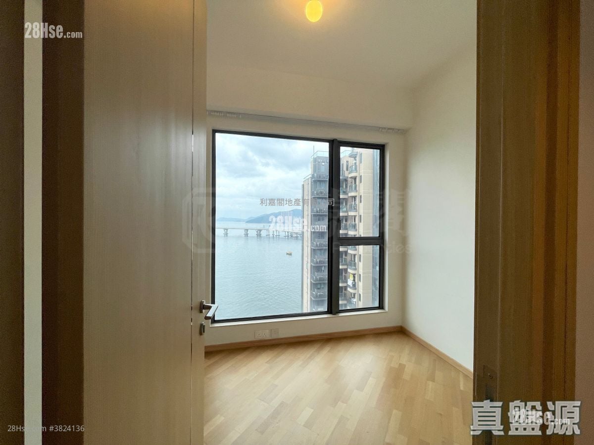 藍塘傲 售盤 4 房 , 2 浴室 985 平方呎