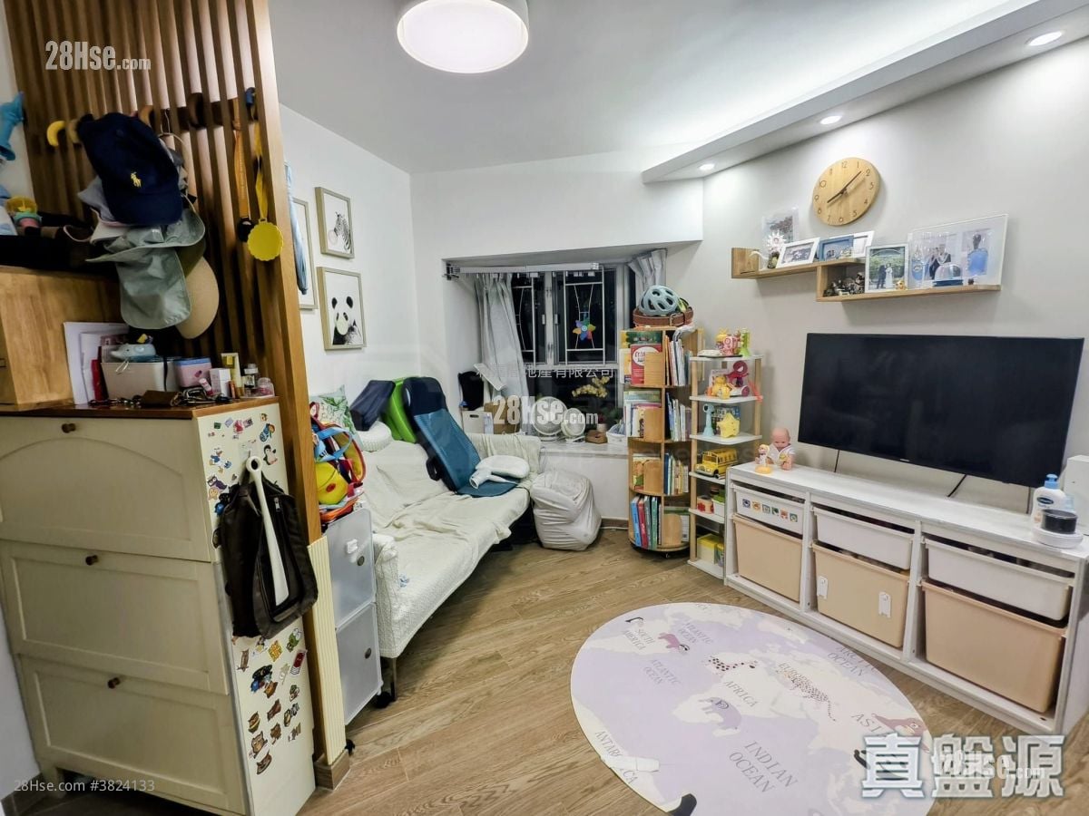 疊翠軒 售盤 2 房 , 1 浴室 477 平方呎