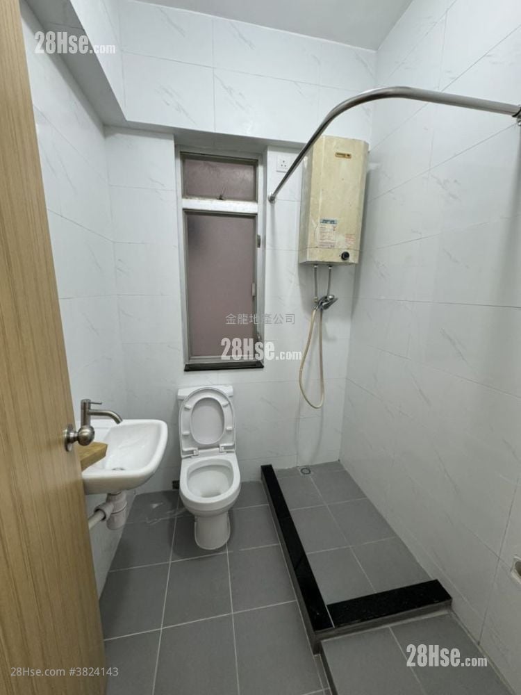 單幢樓房 租盤 2 房 , 1 浴室 547 平方呎