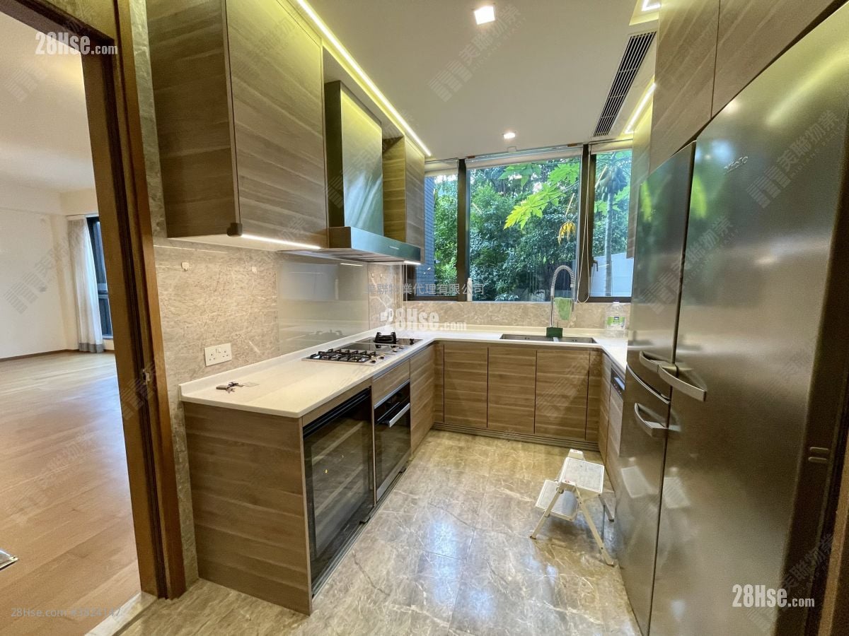 玖瓏山 租盤 4 房 , 3 浴室 2,049 平方呎