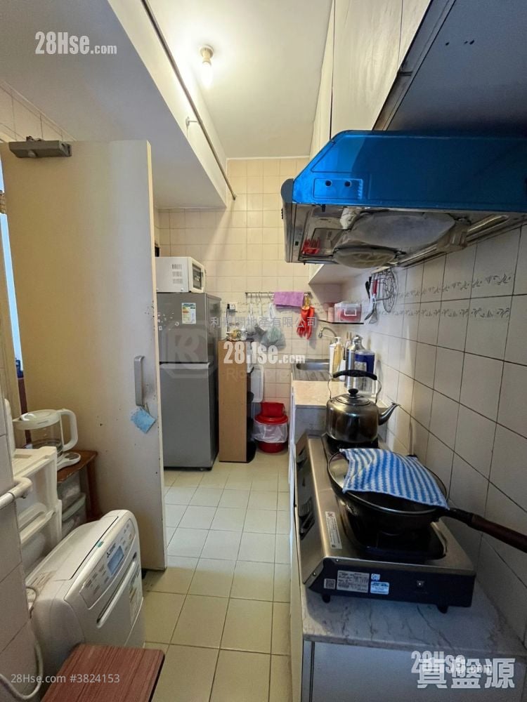 Caine Building Sell 2 Bedrooms 463 ft²