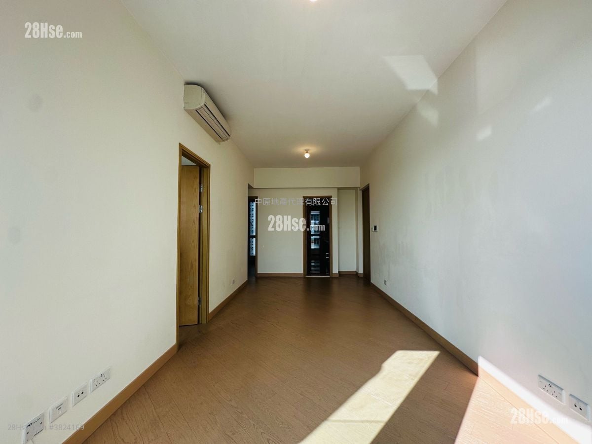 Grand Victoria Sell 3 Bedrooms 797 ft²