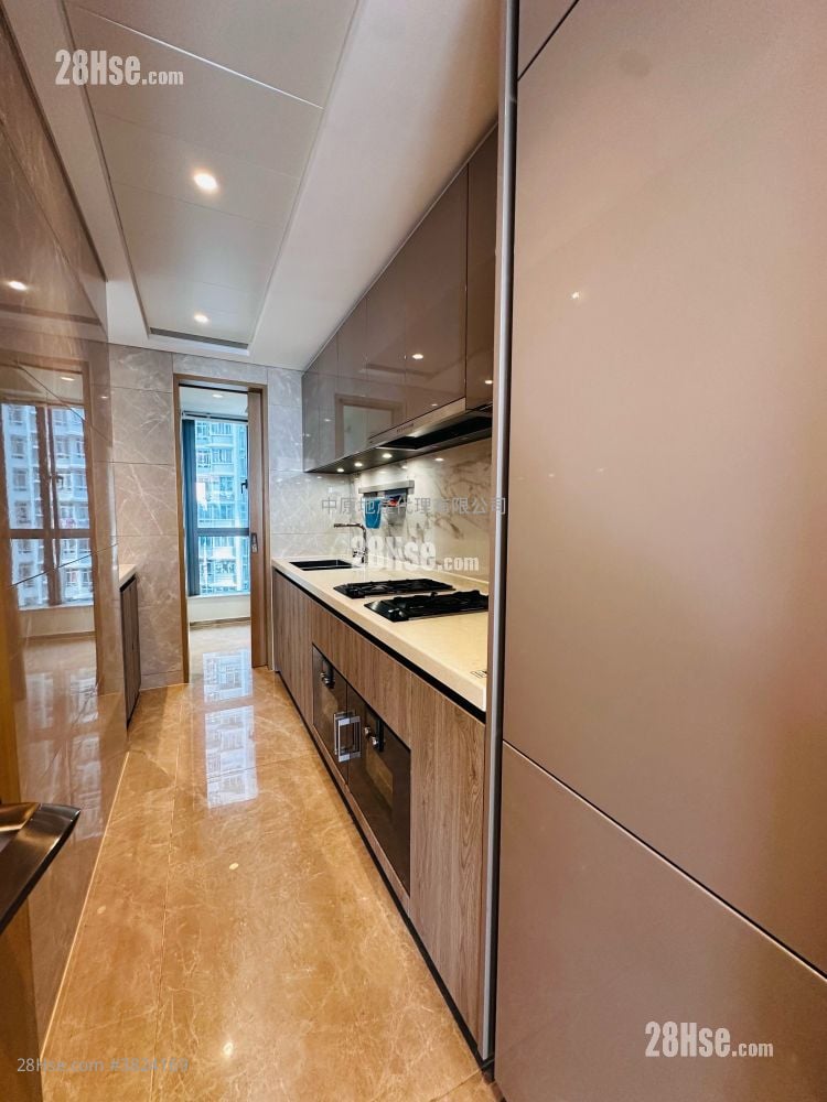 Grand Victoria Sell 3 Bedrooms 797 ft²