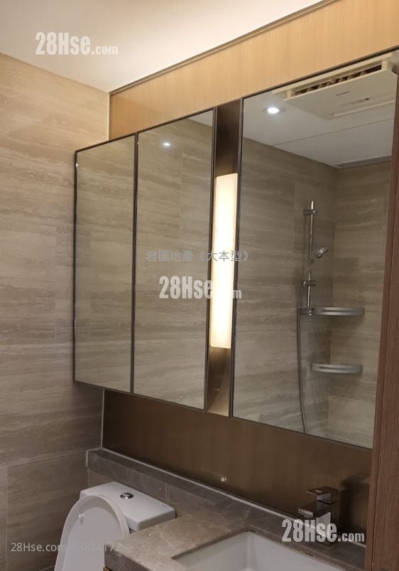 Peninsula East 售盤 2 房 , 1 浴室 520 平方呎