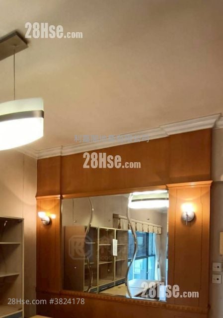 Parkside Villa Sell 3 Bedrooms 800 ft²