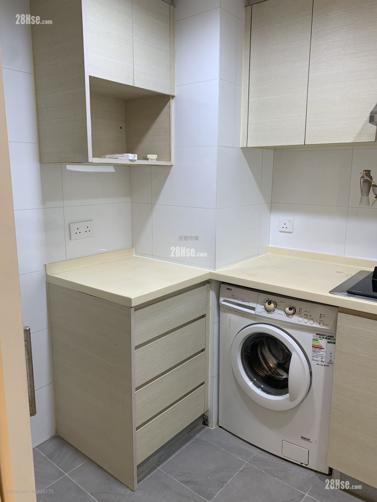 城市花園 售盤 3 房 , 2 浴室 945 平方呎