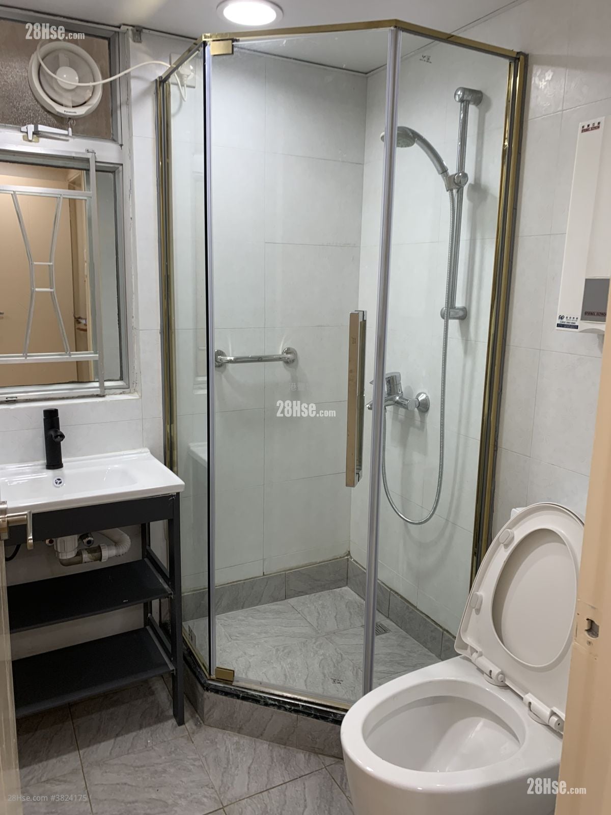 城市花園 售盤 3 房 , 2 浴室 945 平方呎