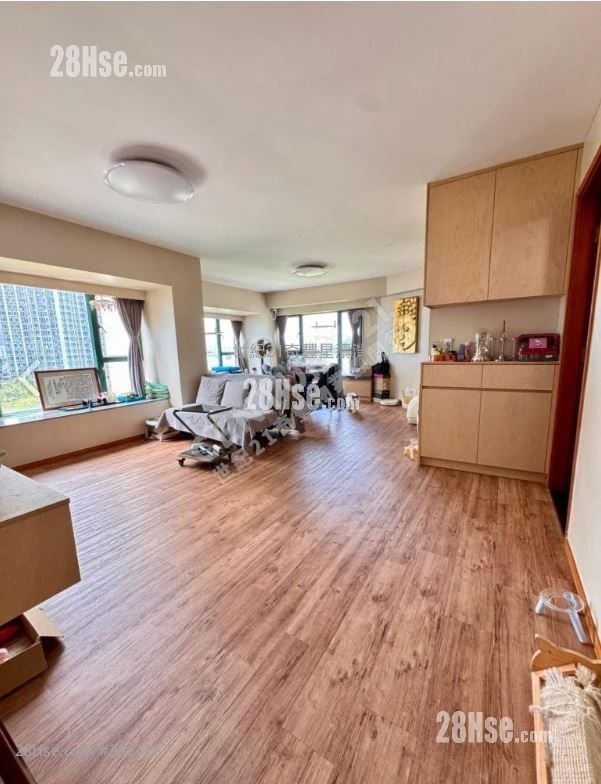 Baycrest Sell 3 Bedrooms , 1 Bathroom 1,012 ft²