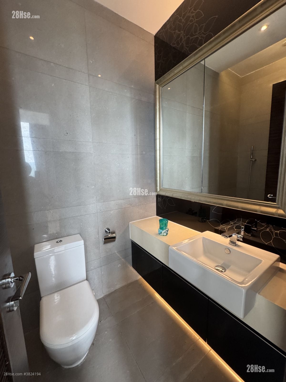 亮賢居 售盤 5+ 房 2,358 平方呎