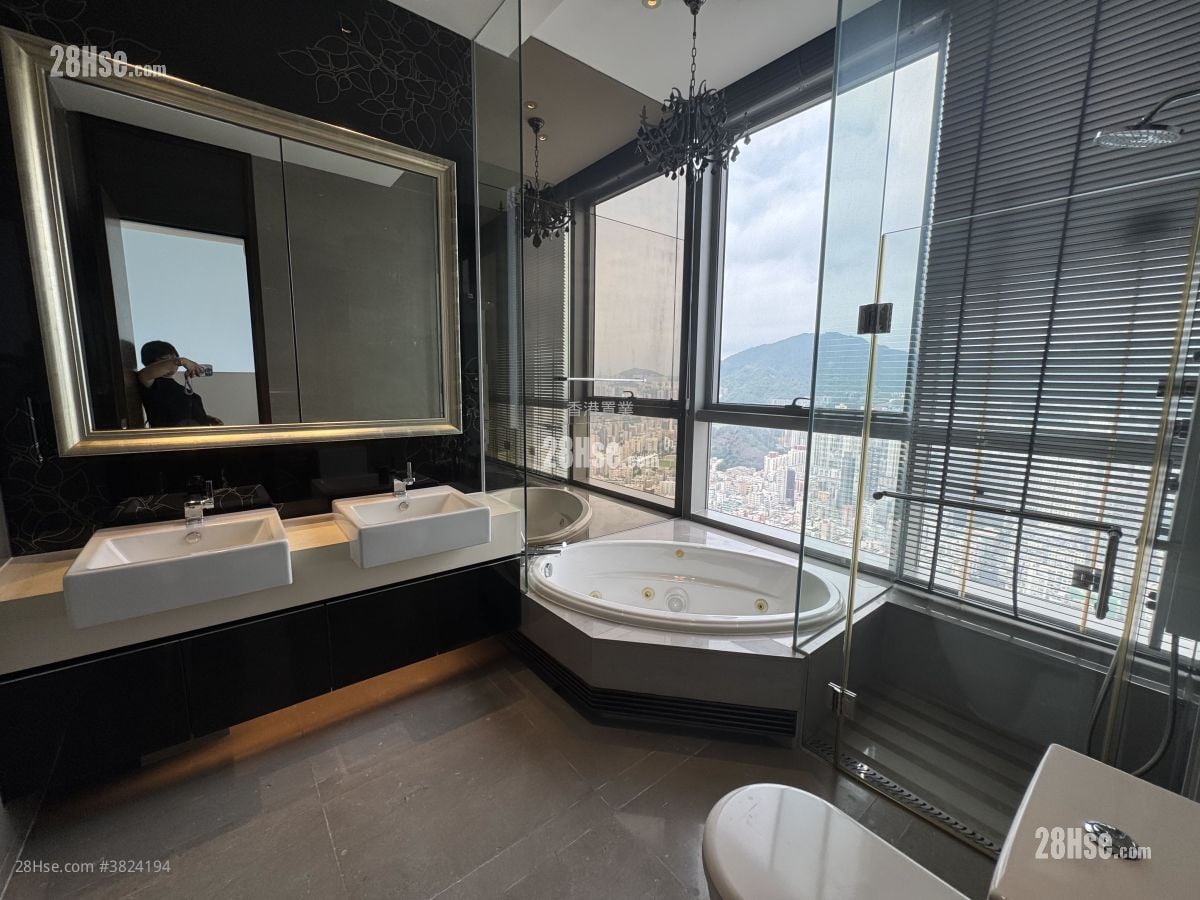 亮賢居 售盤 5+ 房 2,358 平方呎