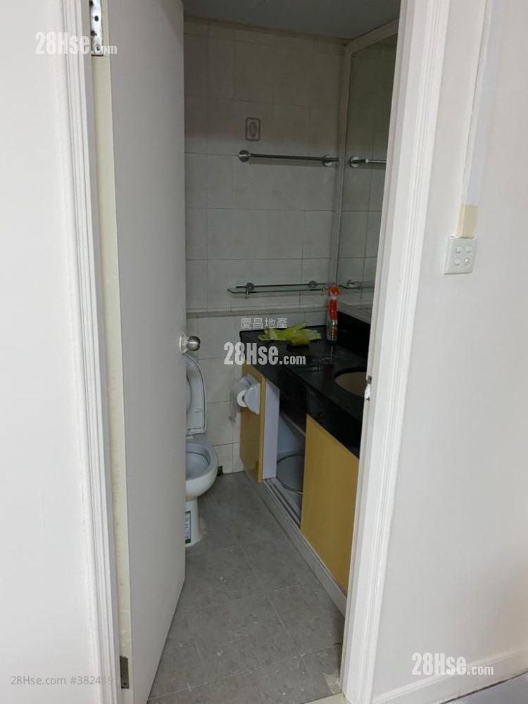 Bedford Gardens Sell 2 Bedrooms , 1 Bathroom 547 ft²