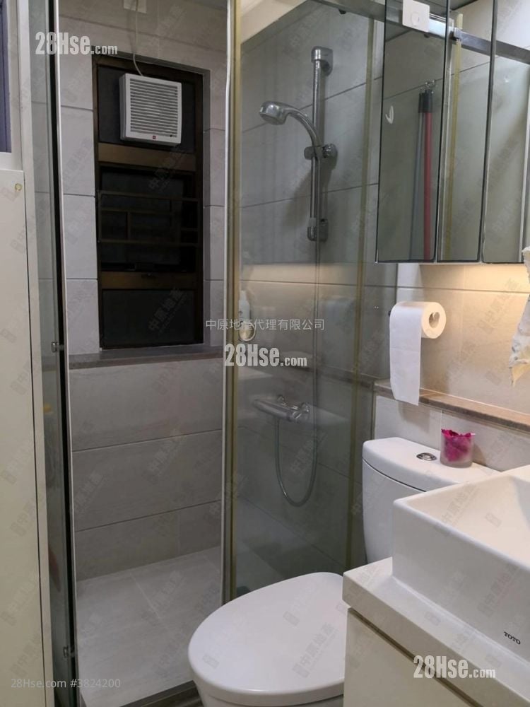 華景山莊 售盤 3 房 774 平方呎