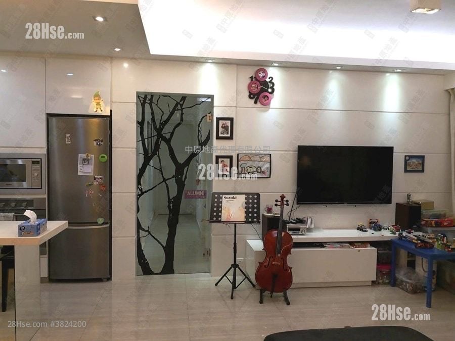 華景山莊 售盤 3 房 774 平方呎