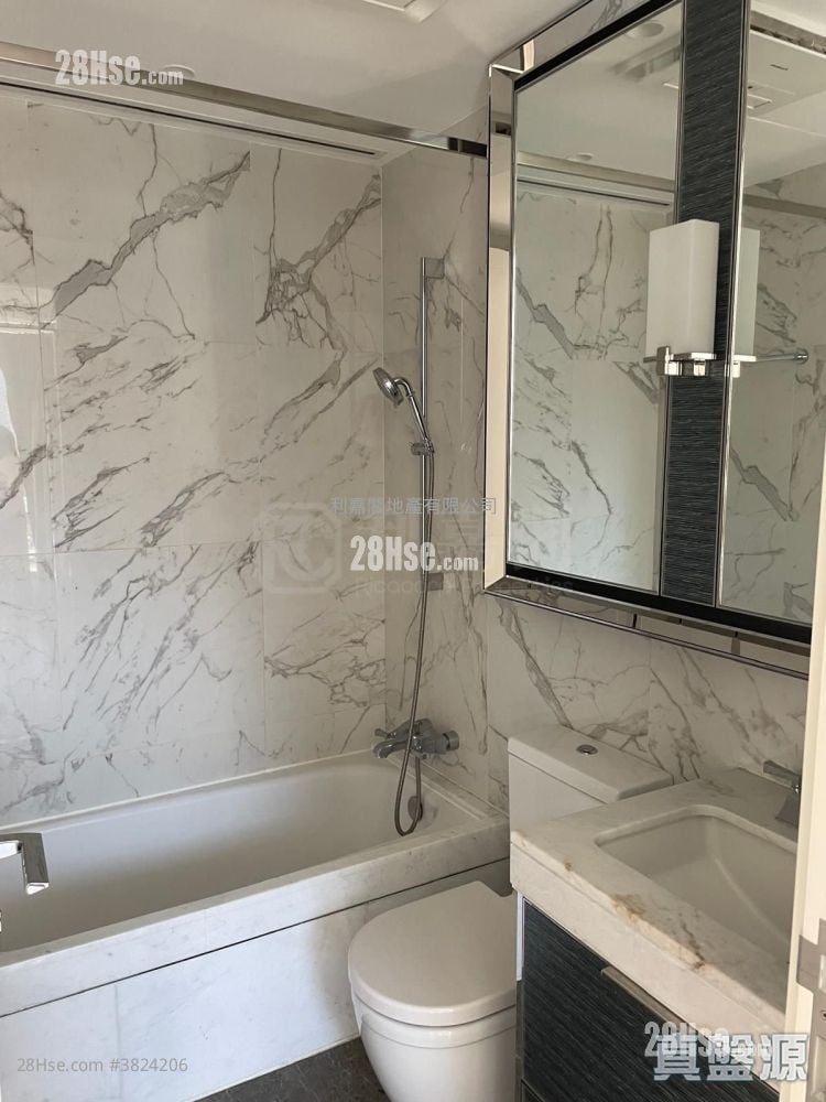 Monterey 租盤 1 房 , 1 浴室 364 平方呎