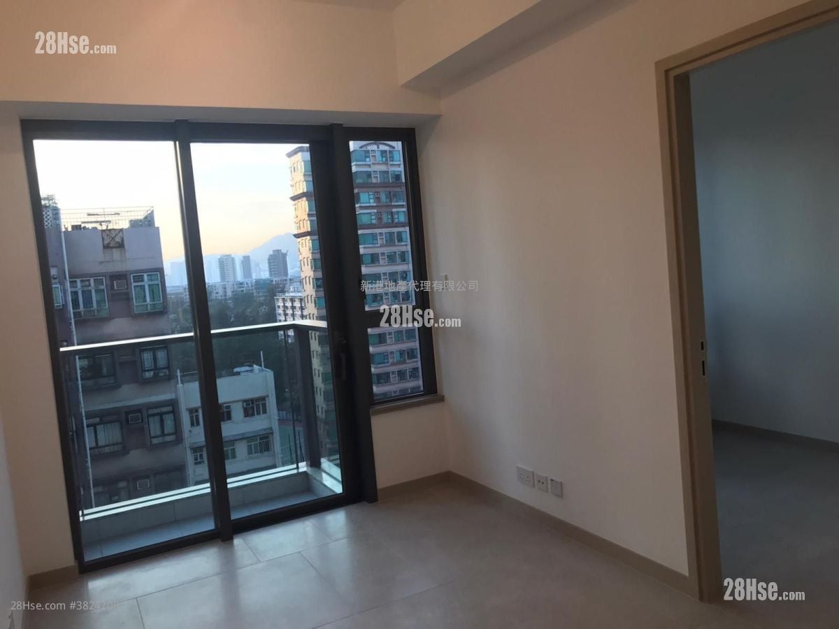 Downtown 38 Sell 1 Bedroom , 1 Bathroom 301 ft²