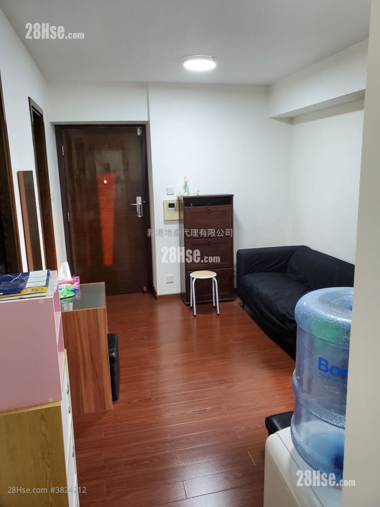 Grand Waterfront Sell 2 Bedrooms , 1 Bathroom 427 ft²