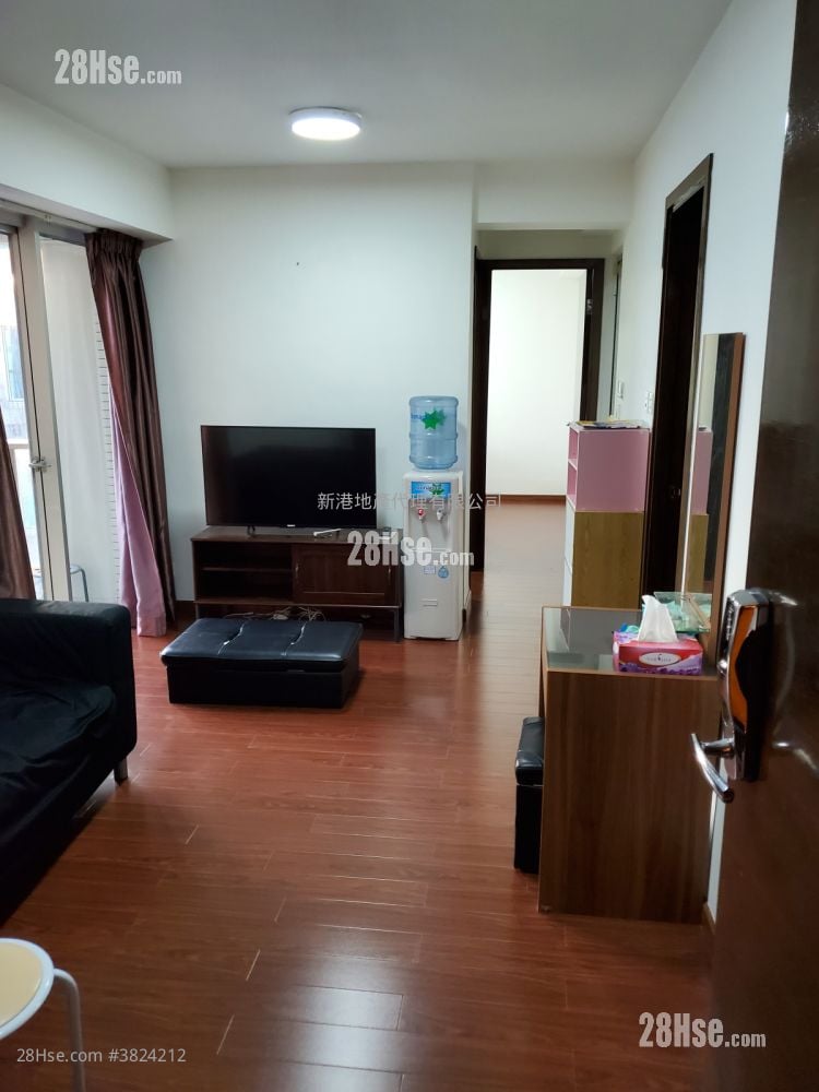 Grand Waterfront Sell 2 Bedrooms , 1 Bathroom 427 ft²