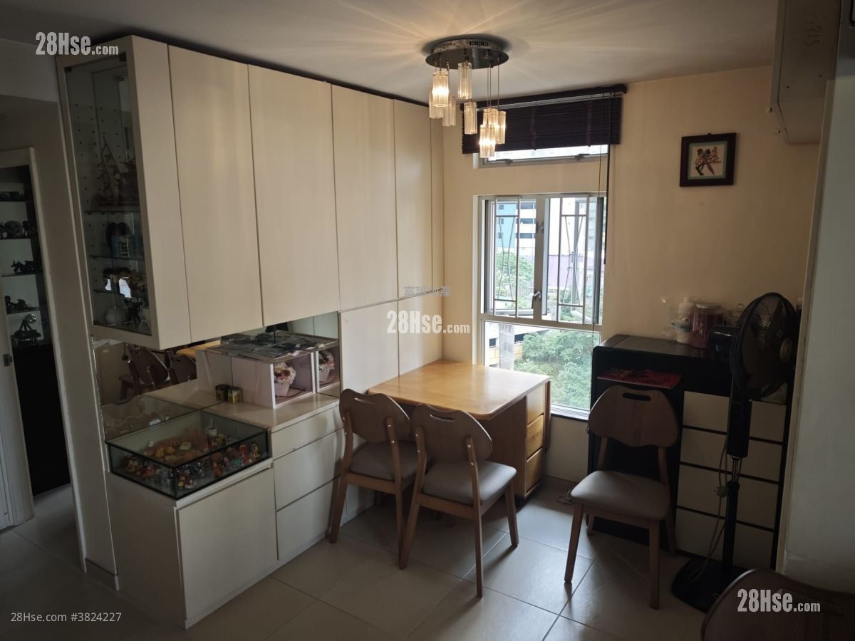 瓊軒苑 售盤 3 房 , 1 浴室 645 平方呎