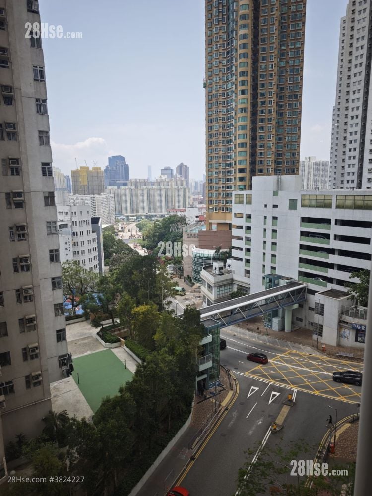 瓊軒苑 售盤 3 房 , 1 浴室 645 平方呎