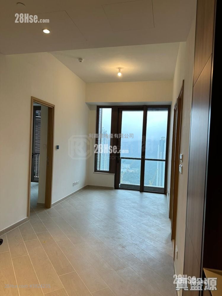 LP10 售盤 2 房 , 2 浴室 555 平方呎