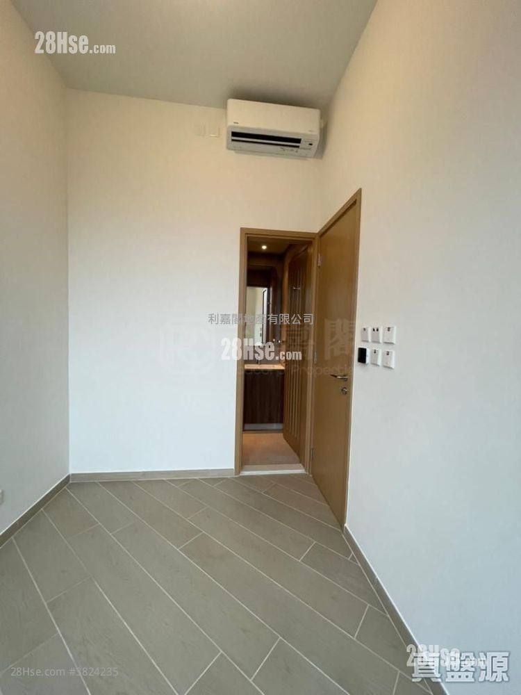 LP10 售盤 2 房 , 2 浴室 555 平方呎