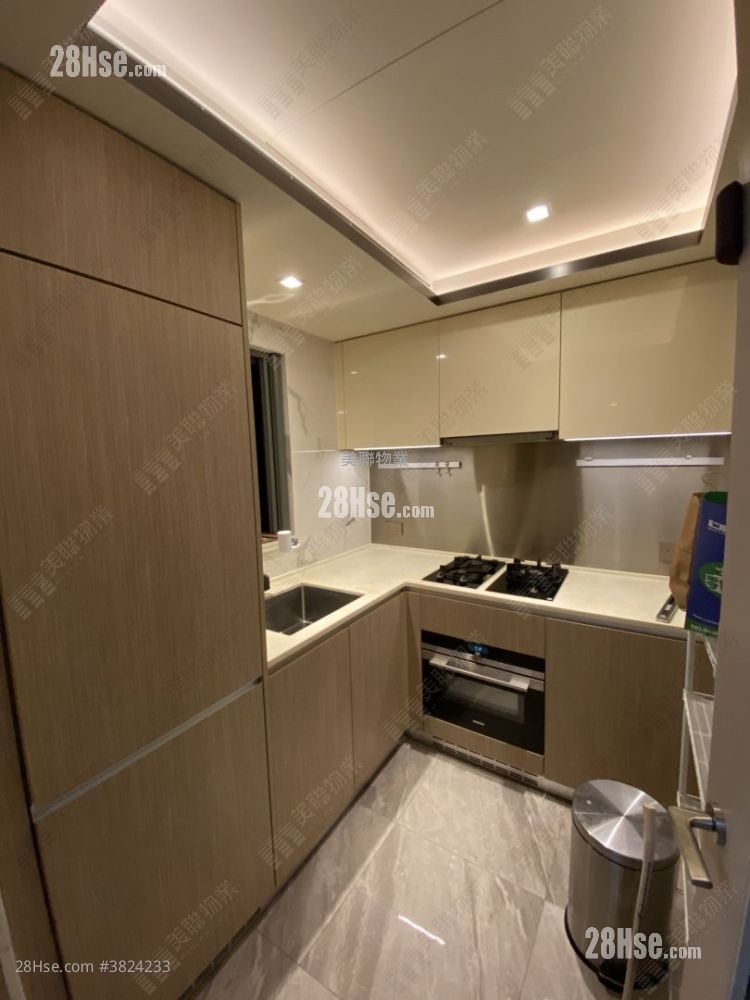 The Regent Sell 2 Bedrooms , 1 Bathroom 524 ft²