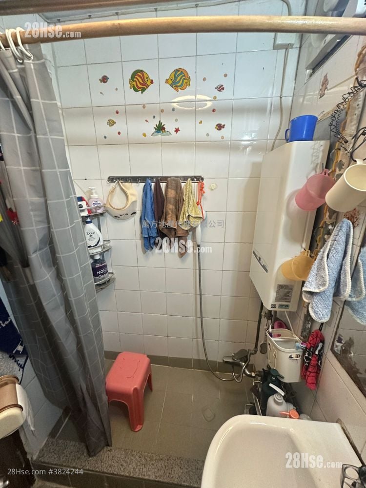 恆安邨 售盤 2 房 , 1 浴室 485 平方呎