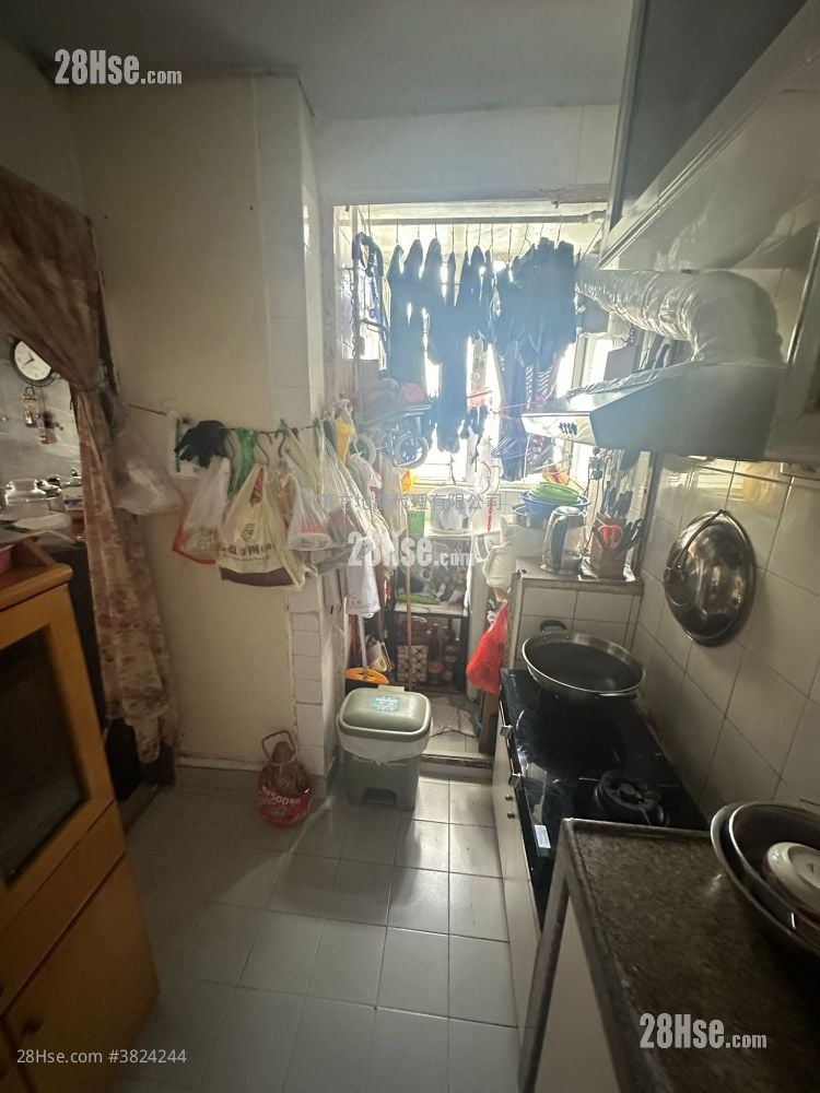 恆安邨 售盤 2 房 , 1 浴室 485 平方呎