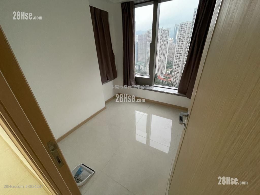 Ocean Pride Sell 3 Bedrooms , 2 Bathrooms 777 ft²