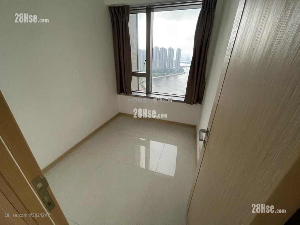 Ocean Pride Sell 3 Bedrooms , 2 Bathrooms 777 ft²