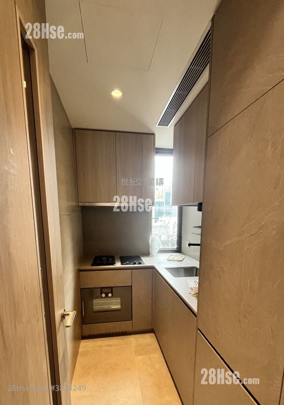 101 Kings Road 租盤 3 房 568 平方呎