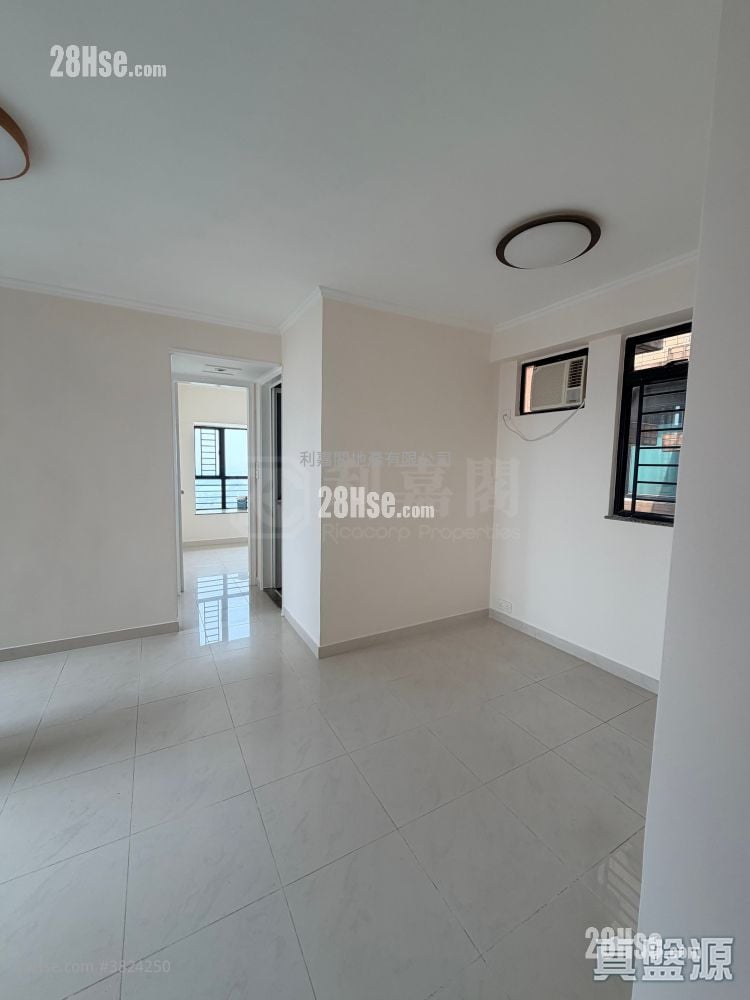 Sun Yuen Long Centre Sell 2 Bedrooms 466 ft²