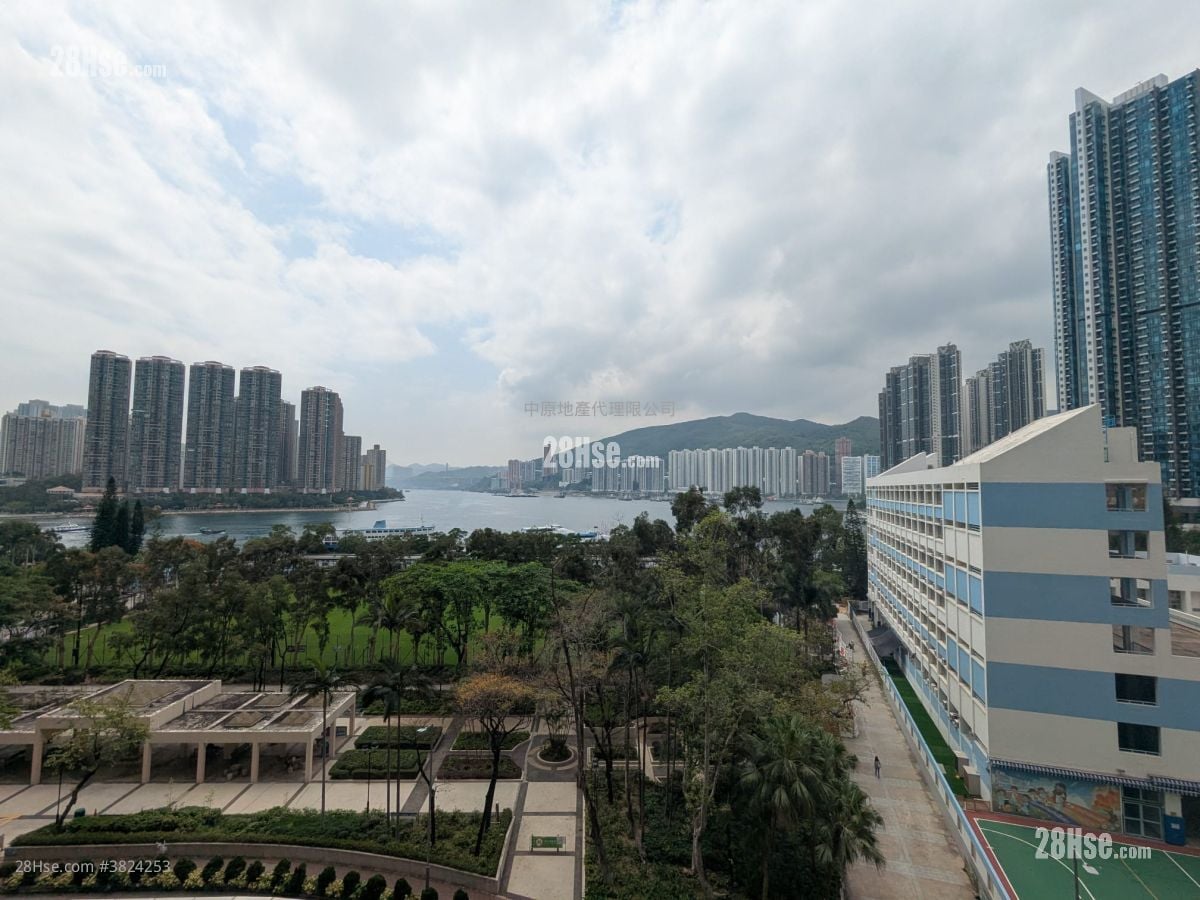 Riviera Gardens Sell 3 Bedrooms , 1 Bathroom 583 ft²