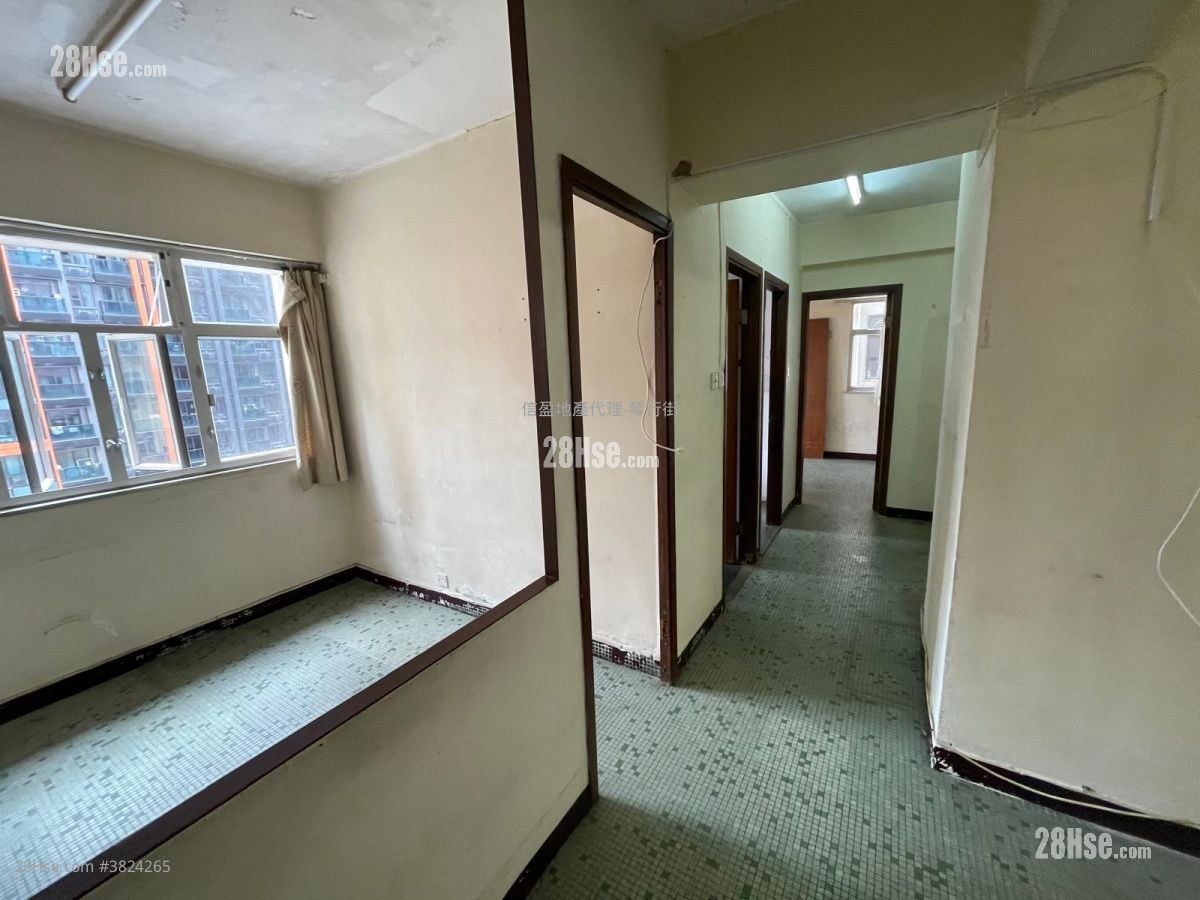 僑輝大廈 售盤 2 房 , 1 浴室 518 平方呎