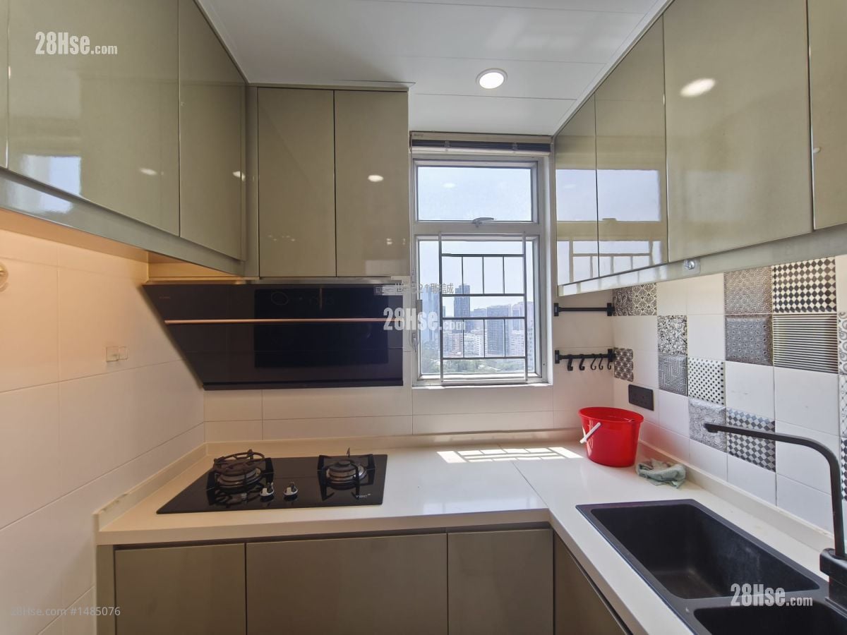 Lei On Court Rental 2 Bedrooms , 1 Bathroom 516 ft²