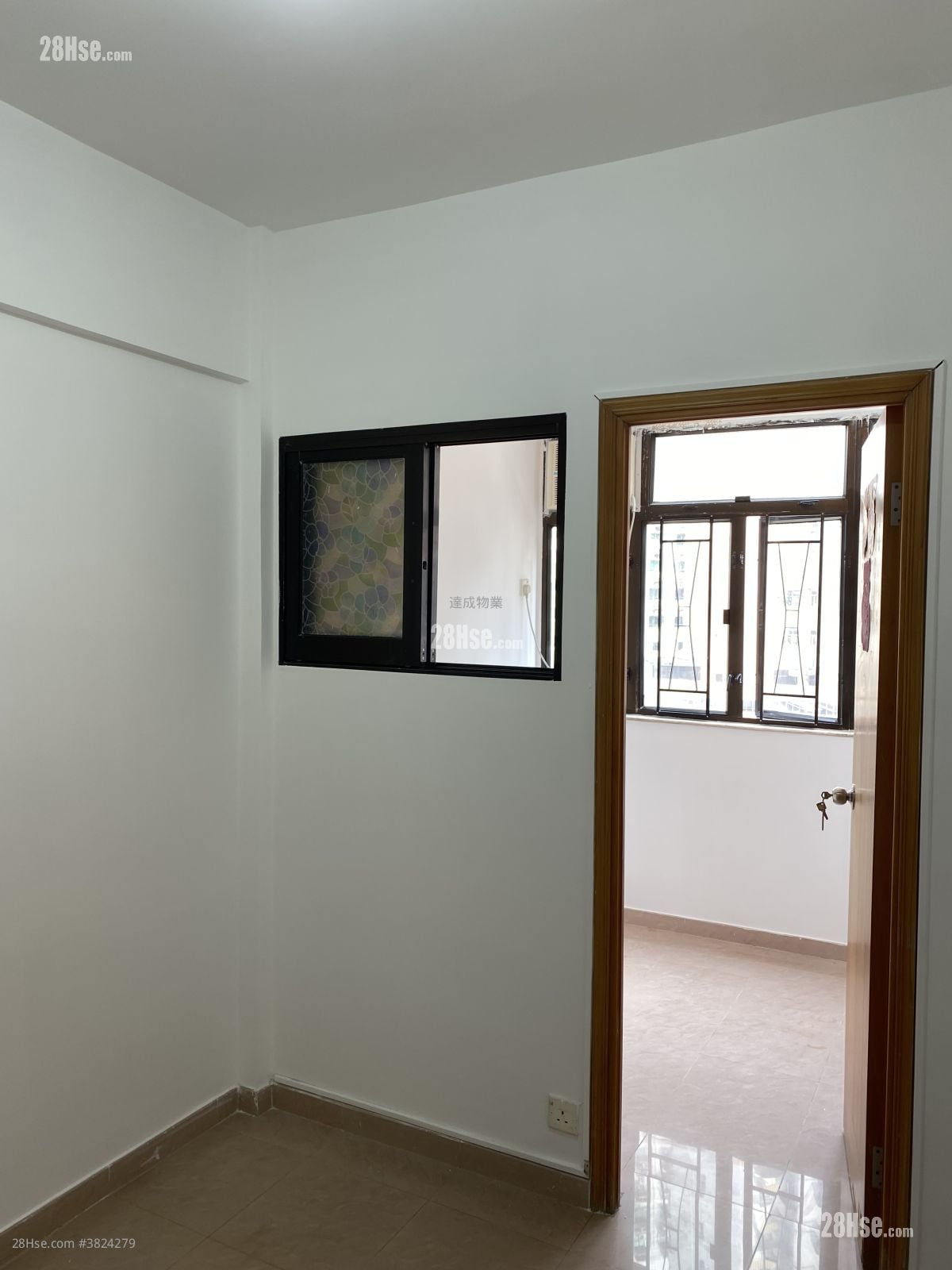 Ngai Hing Mansion Rental 1 Bedroom , 1 Bathroom 170 ft²