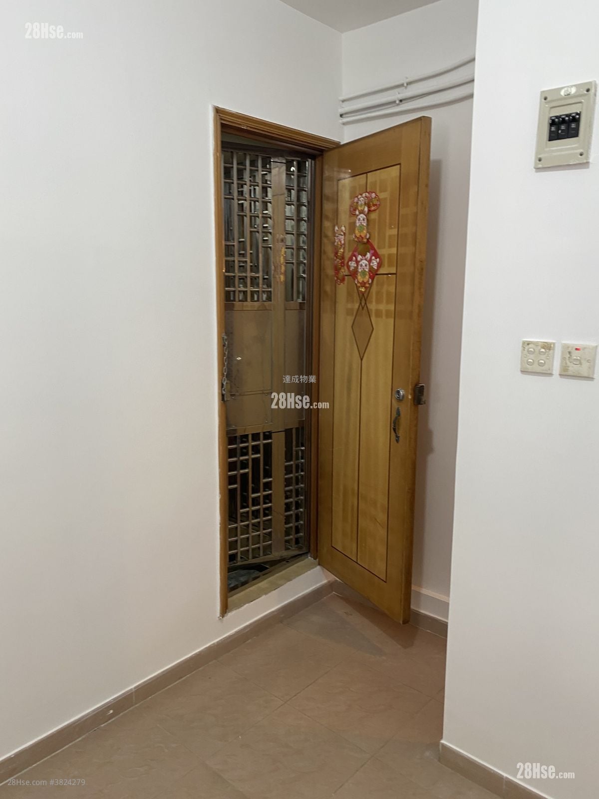 Ngai Hing Mansion Rental 1 Bedroom , 1 Bathroom 170 ft²