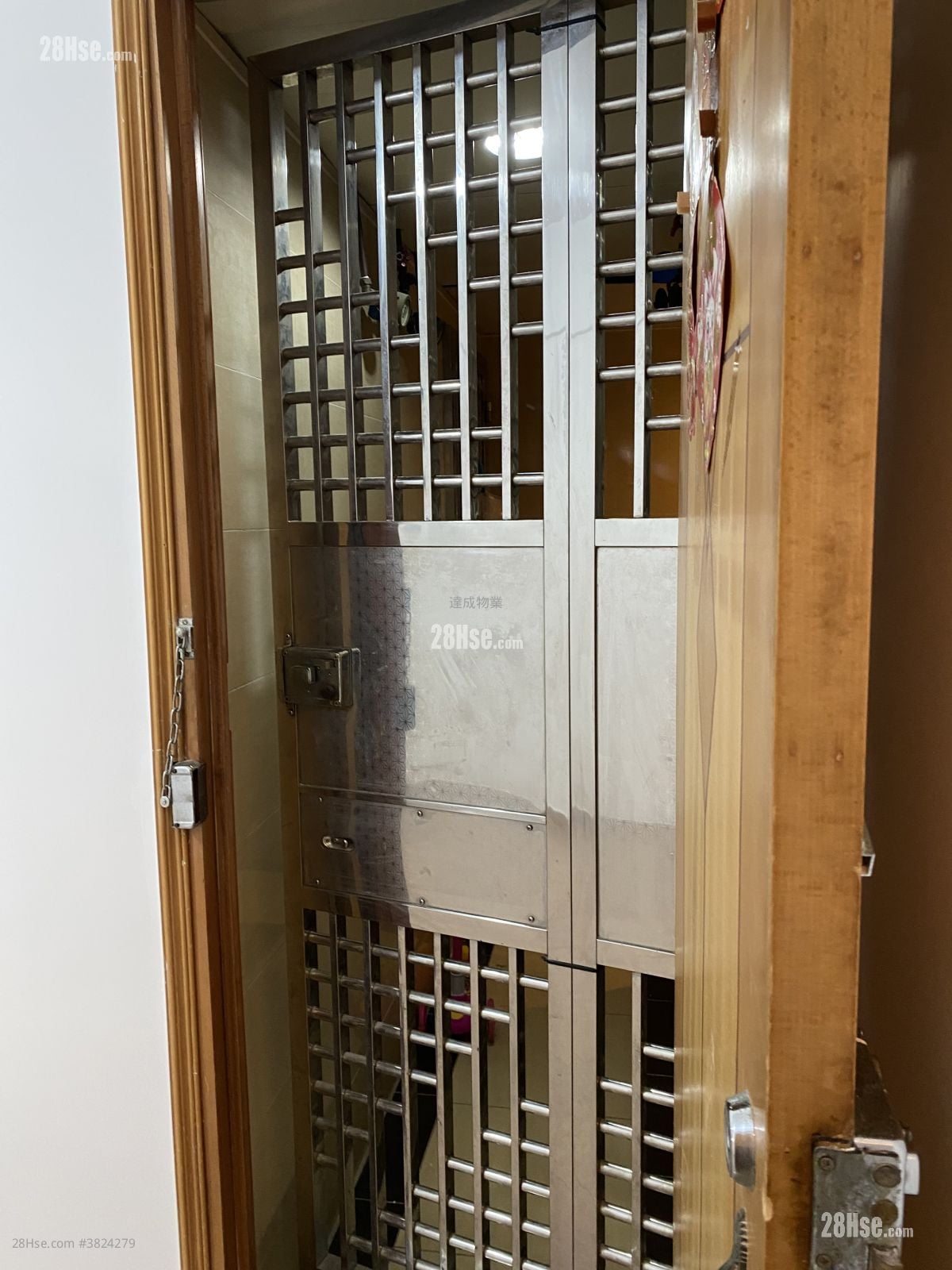 Ngai Hing Mansion Rental 1 Bedroom , 1 Bathroom 170 ft²