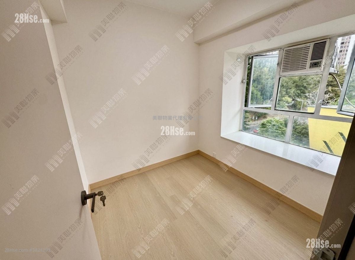 豪輝花園 售盤 3 房 463 平方呎