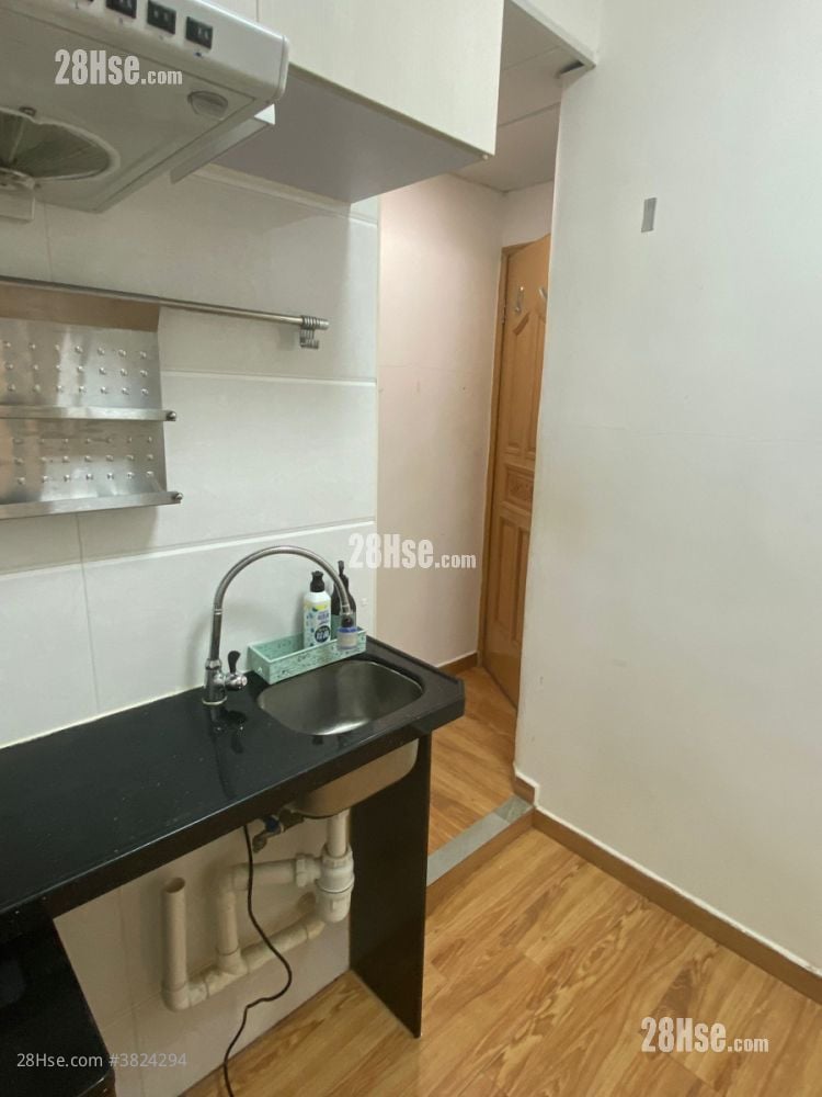 Tai Lee Building Rental 120 ft²