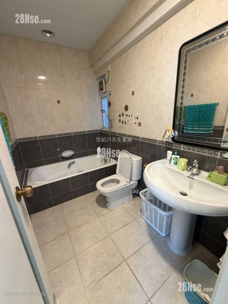 青麗灣別墅 售盤 4 房 , 3 浴室 1,371 平方呎