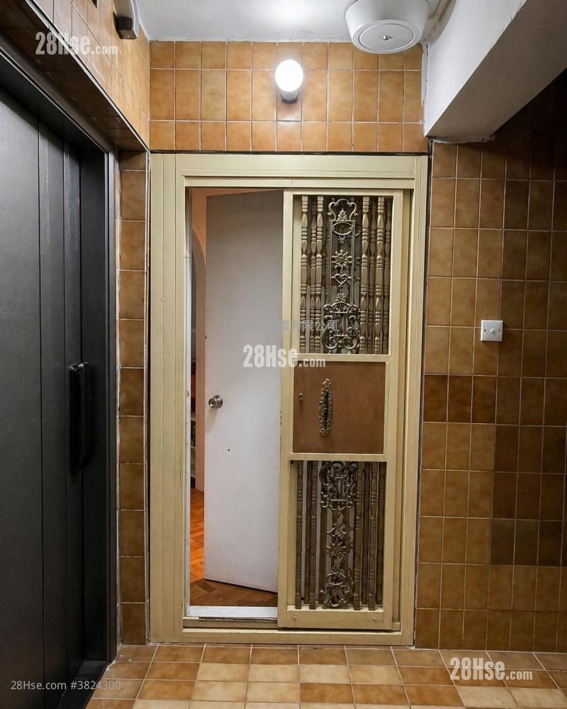 康盛花園 售盤 3 房 , 1 浴室 588 平方呎